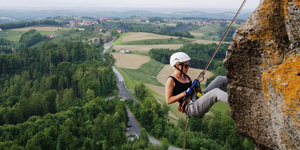 Klettersteige Riegersburg -Abseilchallenge 
- 
Naturbursch Training Riegersburg - Teamtraining, Kletterkurse, Hochseilgarten